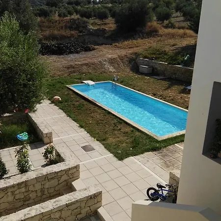 Adhili Αδελιανός Κάμπος